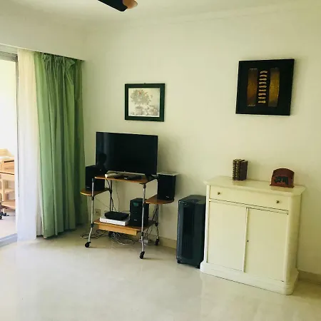 French Riviera Deluxe *